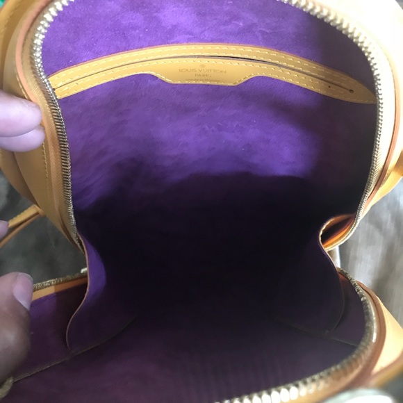 Louis Vuitton Mabillon 865698 Epi Leather Backpack - Picture 6 of 13